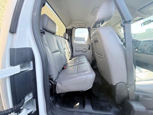 Used 2013 Chevrolet Silverado 2500 W/T image 11