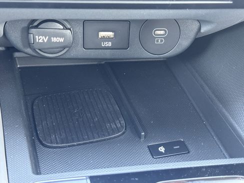 Certified 2025 Hyundai Elantra Sport image 25