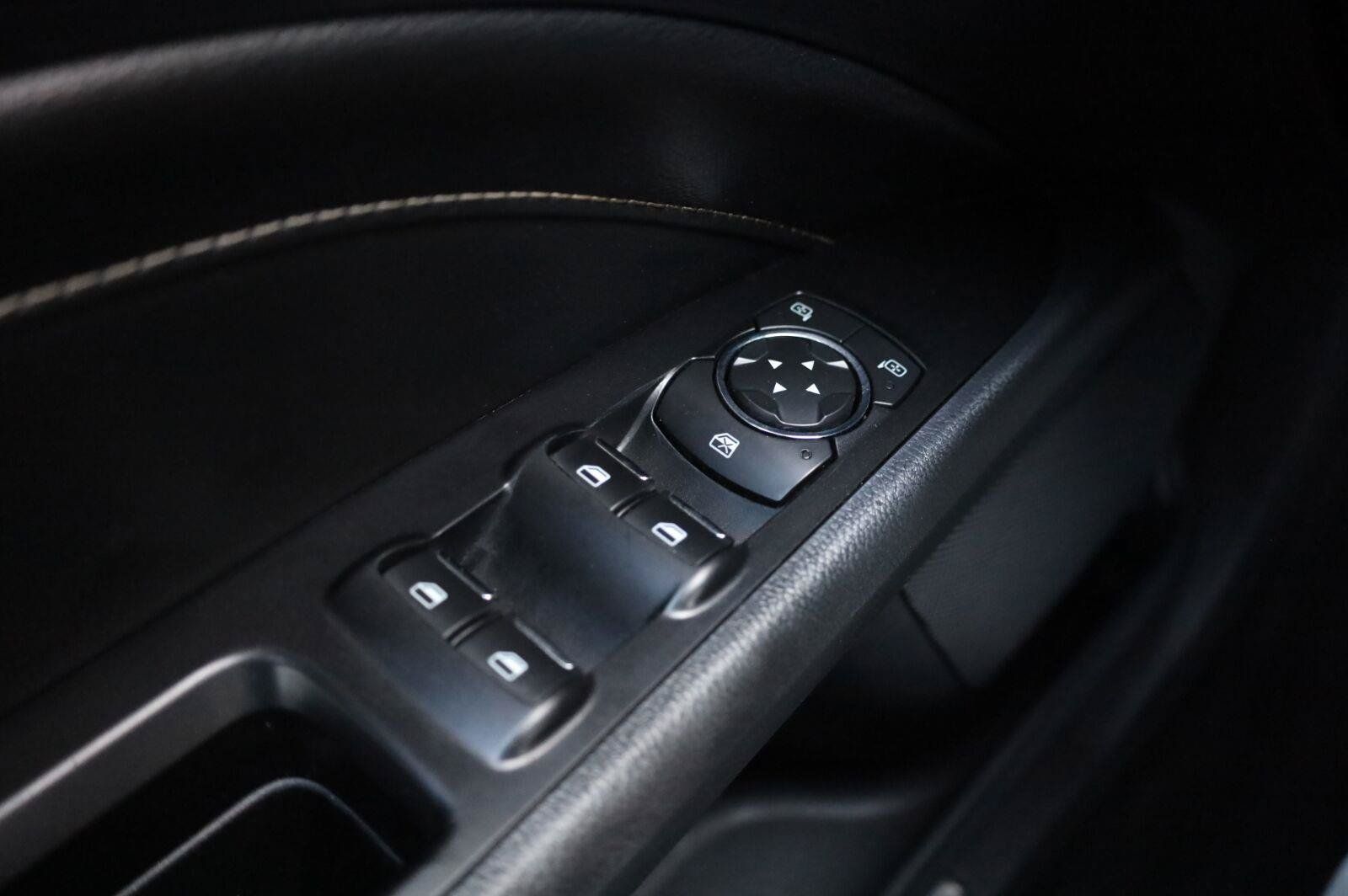 Used 2020 Ford Fusion Titanium FWD image 35