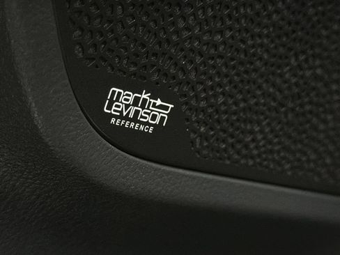 Used 2025 Lexus LX 600 4WD w/ Accessory Package (2T) image 23