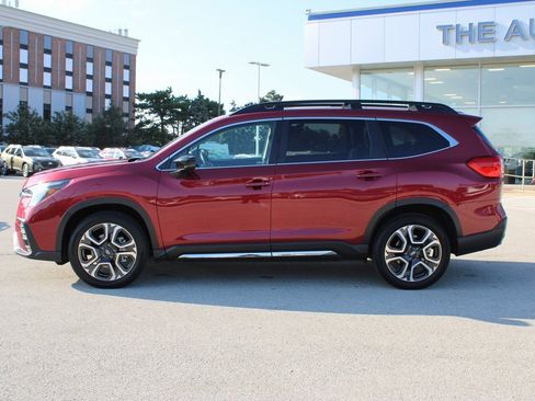 Used 2025 Subaru Ascent Limited w/ Popular Package #2 image 8