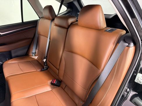 Used 2018 Subaru Outback 2.5i Touring image 21
