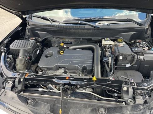 Certified 2023 Chevrolet Equinox Premier FWD image 39
