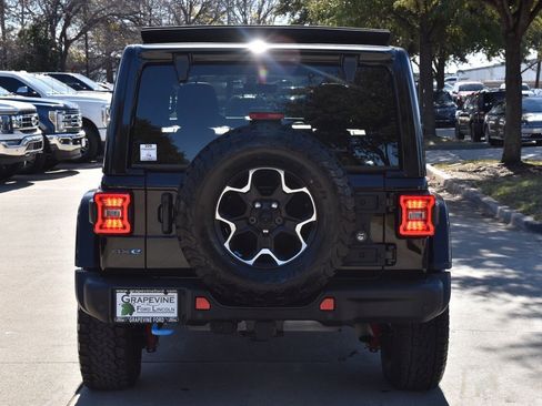 Used 2023 Jeep Wrangler Unlimited Rubicon 4xe w/ Steel Bumper Group image 9