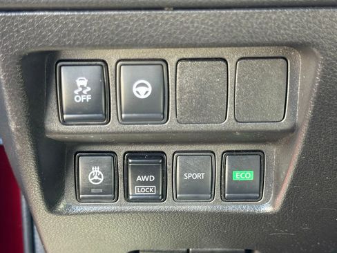 Used 2021 Nissan Rogue Sport SL w/ Premium Package image 33