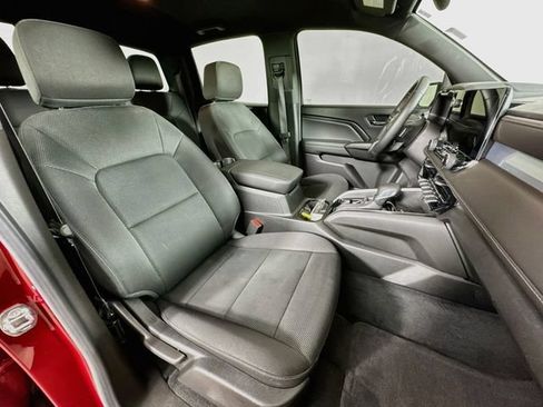 Used 2023 Chevrolet Colorado LT w/ LT Convenience Package II RWD image 28