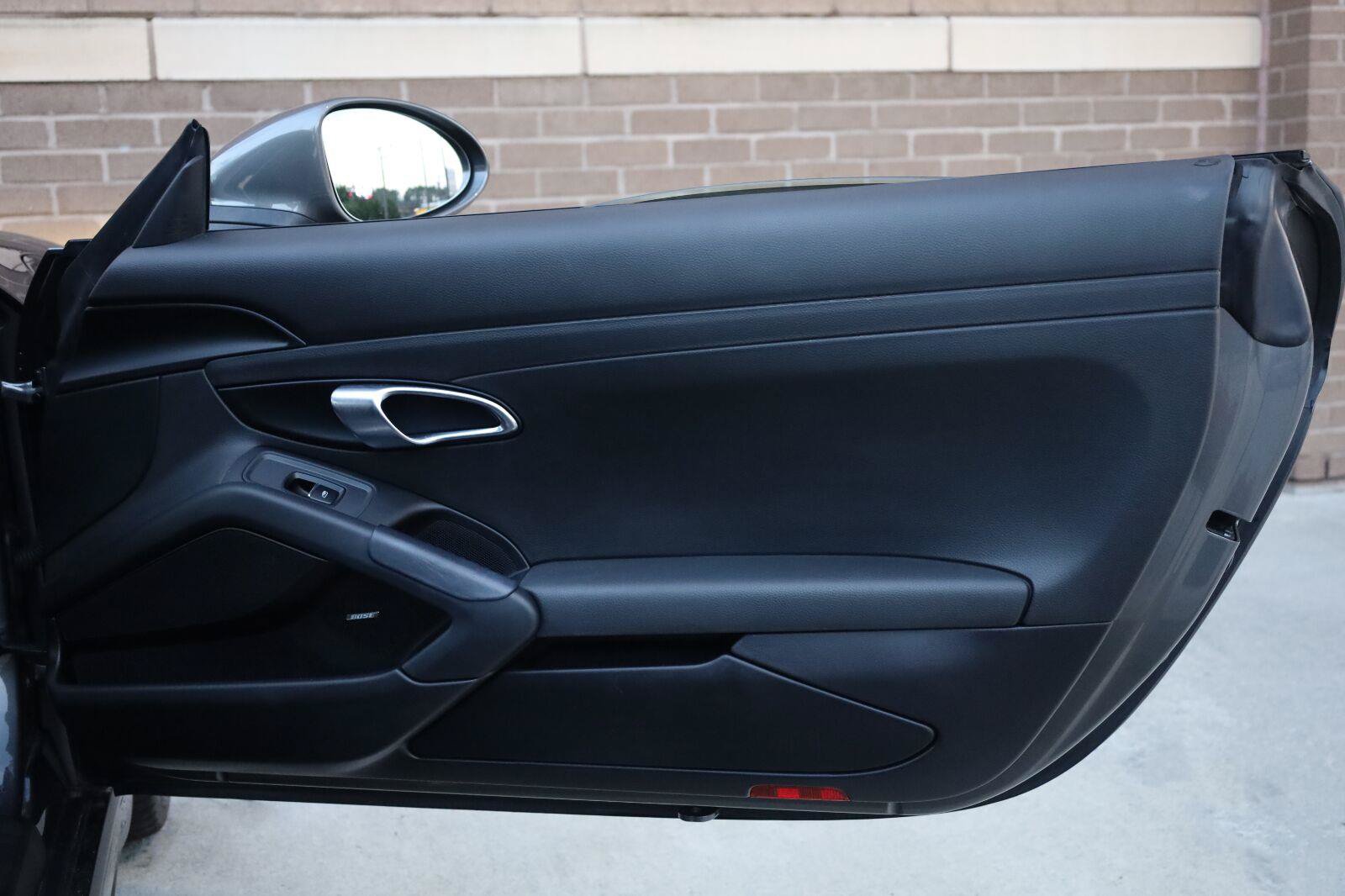 Used 2021 Porsche 718 Cayman RWD image 20