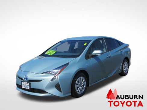 Used 2016 Toyota Prius Two image 3