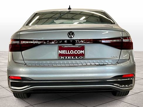 New 2025 Volkswagen Jetta SEL image 6