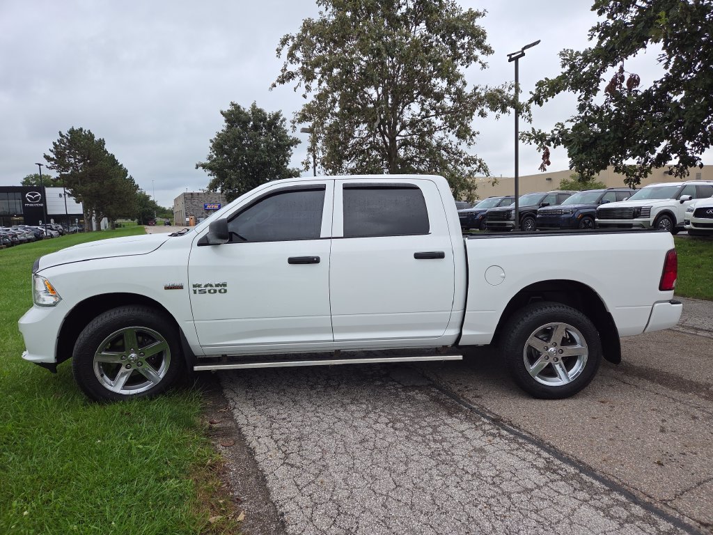Used 2017 RAM 1500 Express w/ Express Value Package AWD/4WD image 7
