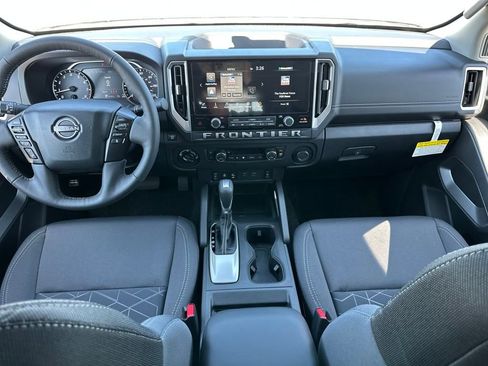 New 2025 Nissan Frontier SV w/ SV Convenience Package image 16