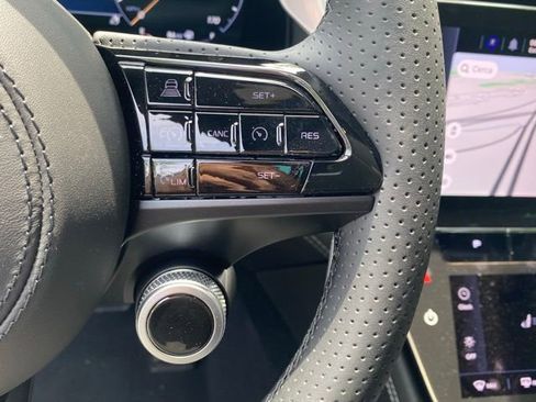 New 2025 Maserati Grecale GT image 22