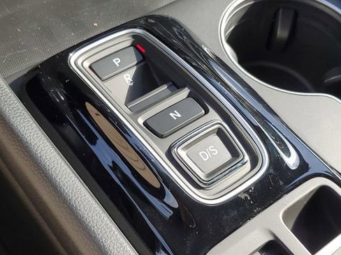 New 2025 Honda Pilot Sport image 25