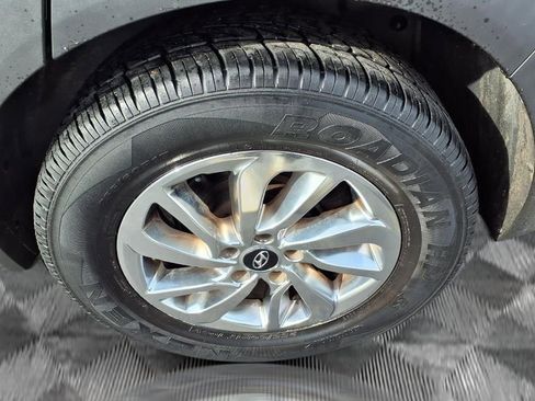 Used 2017 Hyundai Tucson SE image 18