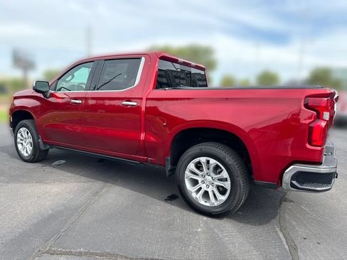 Used 2023 Chevrolet Silverado 1500 LTZ AWD/4WD image 3