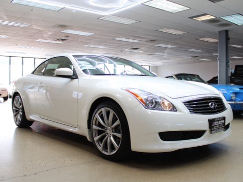Used 2010 INFINITI G37 Sport w/ Premium Pkg image 15