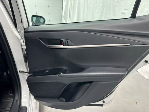 Used 2026 Toyota Camry Hybrid FWD image 51