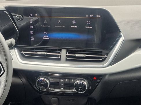 New 2026 Chevrolet Trax LT image 28