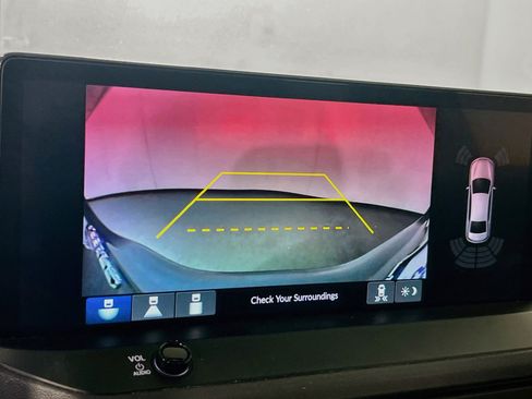 Used 2023 Honda Accord Touring image 13