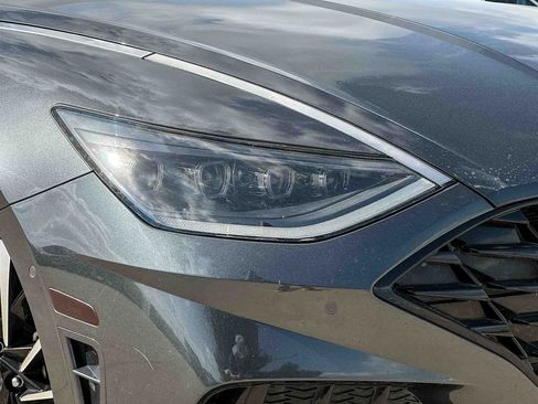 Used 2021 Hyundai Sonata Limited w/ Cargo Package FWD image 10