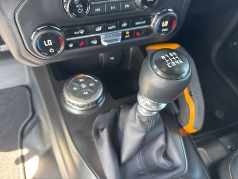Used 2024 Ford Bronco Badlands AWD/4WD image 22