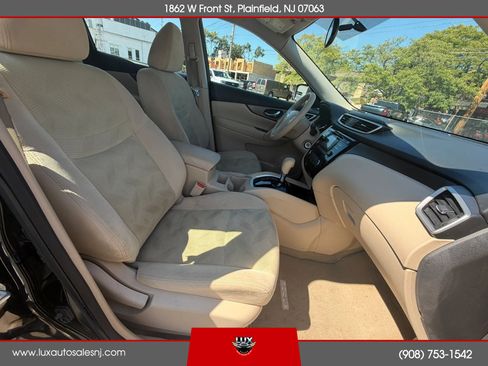 Used 2014 Nissan Rogue S AWD/4WD image 36