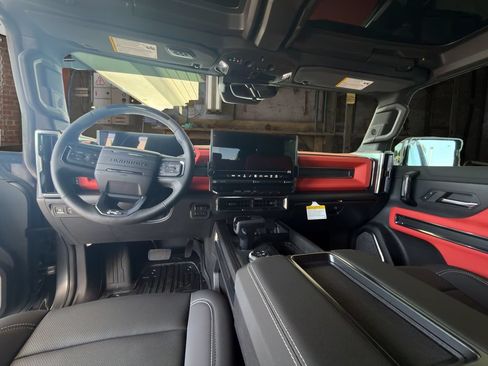 New 2026 GMC Hummer EV 3X w/ Carbon Fiber Edition Package AWD/4WD image 21