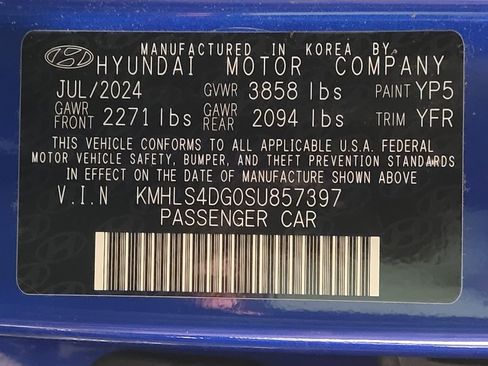 Used 2025 Hyundai Elantra SEL FWD image 33