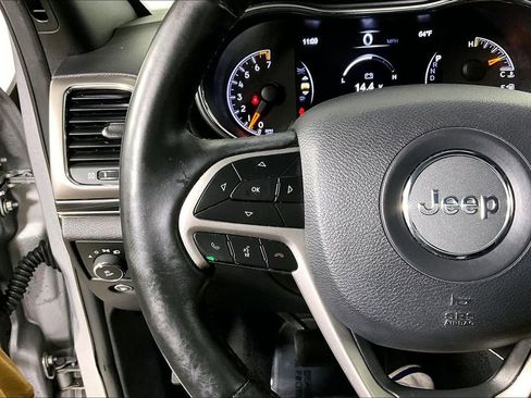 Used 2019 Jeep Grand Cherokee Limited w/ Luxury Group II image 17