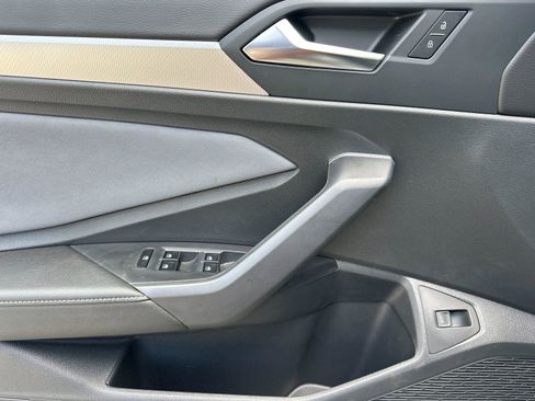 New 2026 Volkswagen Jetta SE FWD image 10