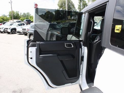 New 2025 Ford Bronco Badlands w/ Sasquatch Package AWD/4WD image 27