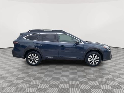 Used 2025 Subaru Outback Premium w/ Popular Package #1A AWD/4WD image 9