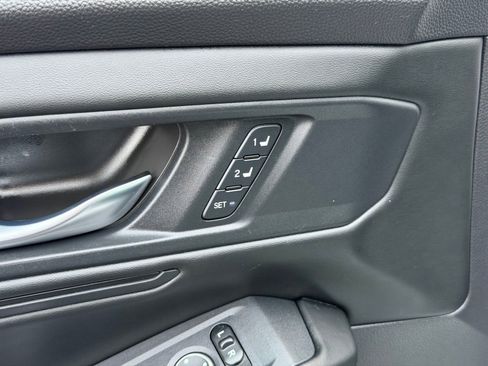 Used 2023 Honda Accord EX-L image 13