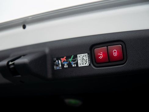 Certified 2025 Mercedes-Benz E 350 E 350 image 20