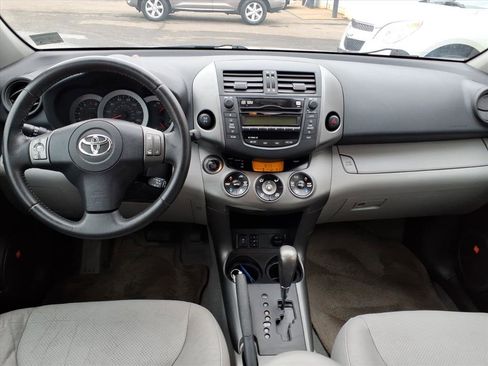 Used 2011 Toyota RAV4 Limited image 7