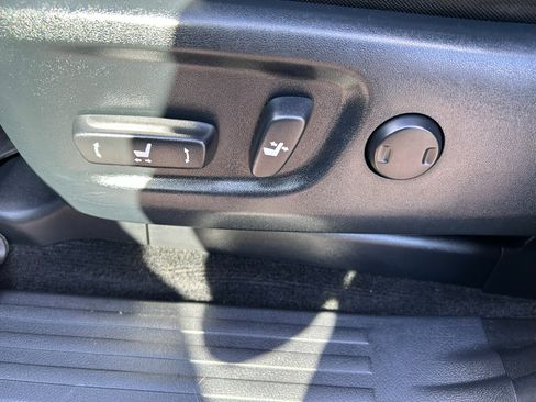 Used 2023 Toyota 4Runner TRD Off-Road image 11