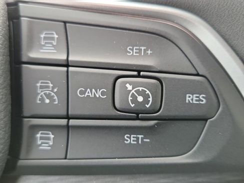 New 2025 Jeep Grand Cherokee L Laredo w/ Luxury Tech Group I image 17