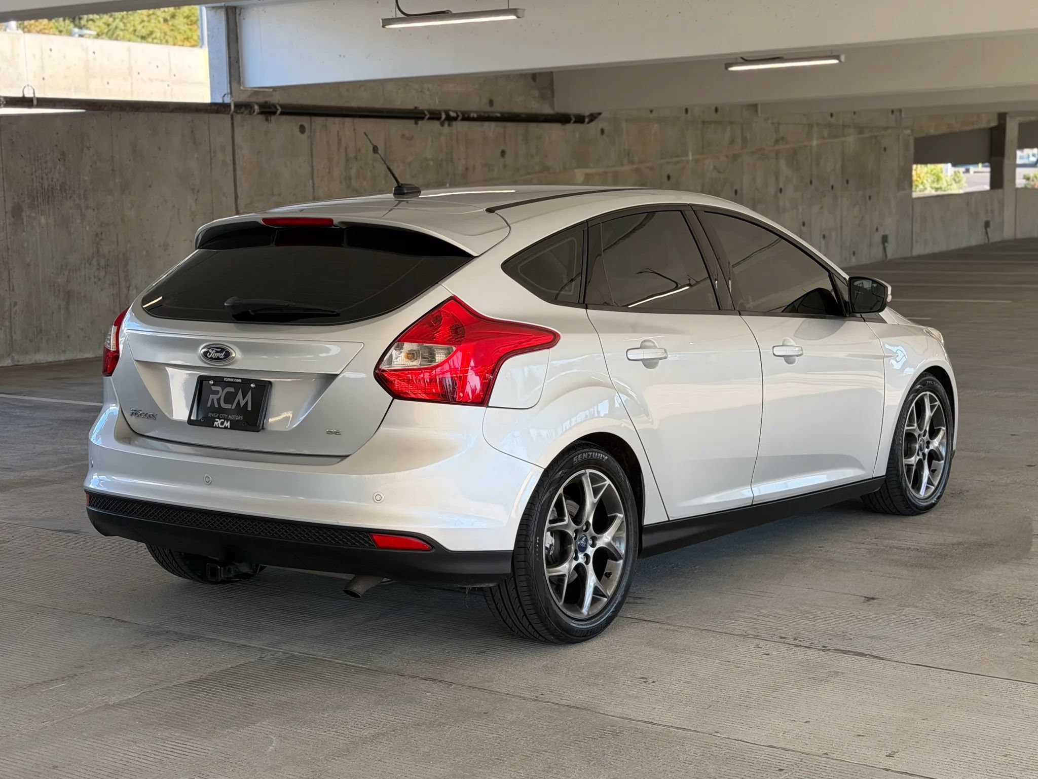 Used 2014 Ford Focus SE w/ Equipment Group 201A FWD image 5