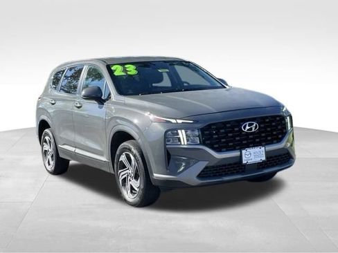 Used 2023 Hyundai Santa Fe SE AWD/4WD image 3