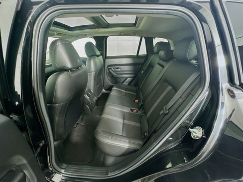 Used 2025 MAZDA CX-50 AWD 2.5 S w/ Premium Package image 29