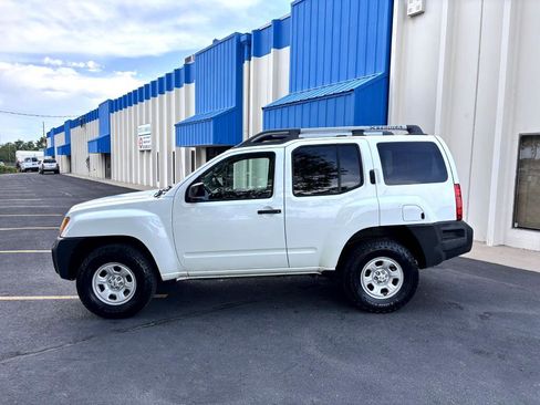 Used 2015 Nissan Xterra X image 4