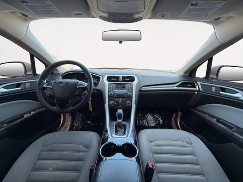 Used 2014 Ford Fusion S FWD image 11