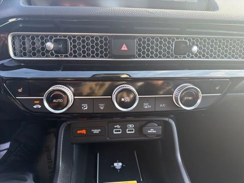 Used 2024 Honda Civic Touring image 36