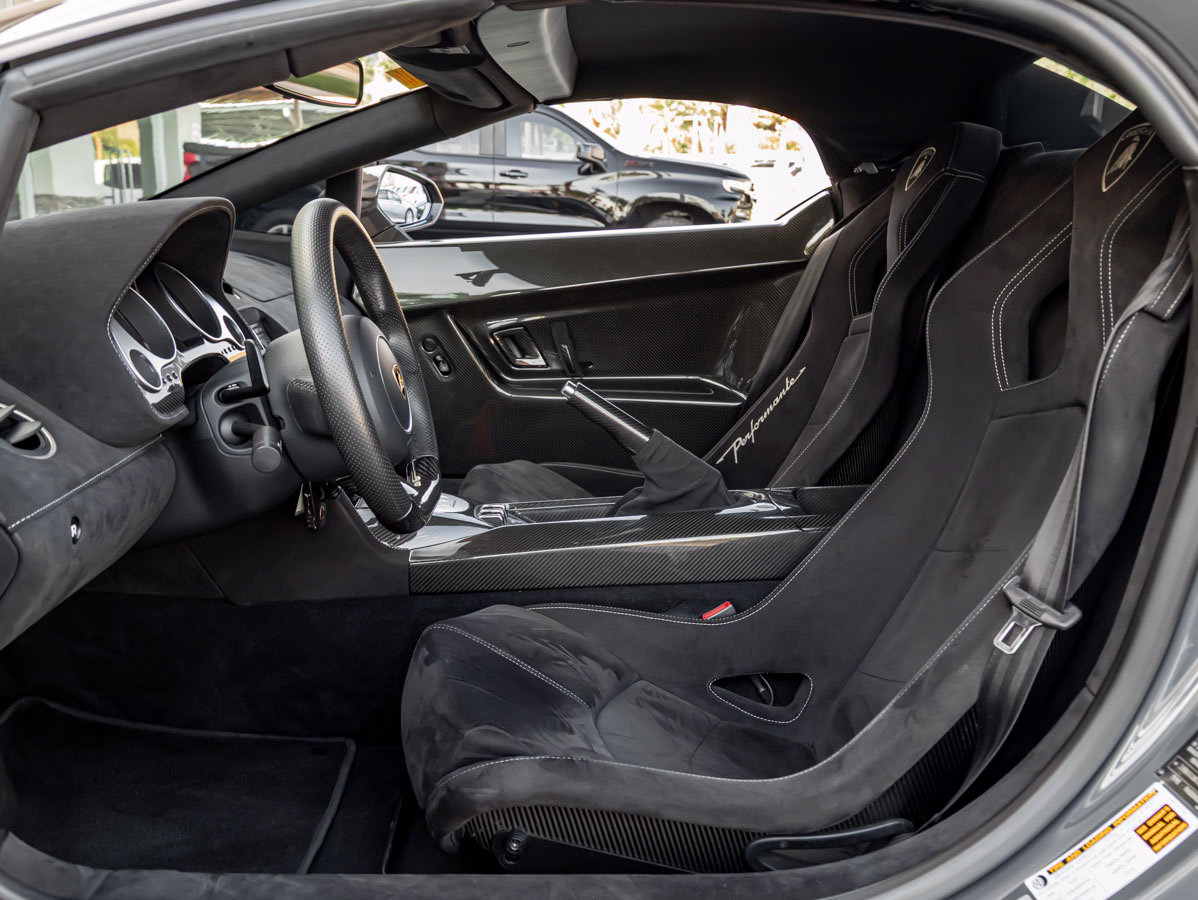 Used 2012 Lamborghini Gallardo LP 570-4 Performante AWD/4WD image 19