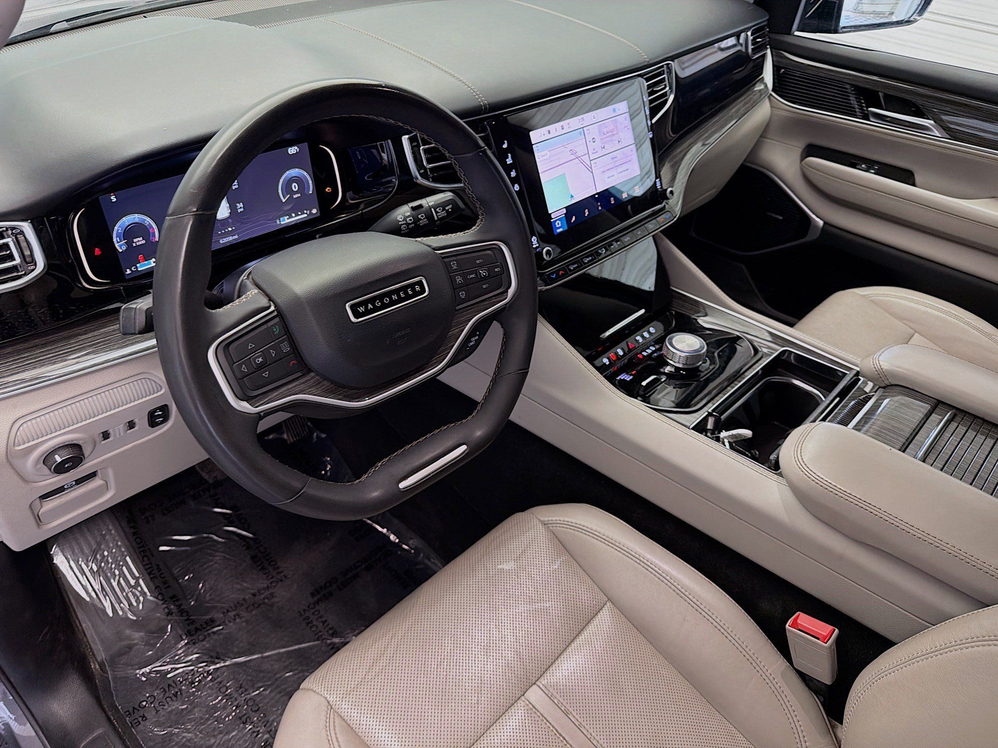 Used 2022 Jeep Wagoneer Series II AWD/4WD image 7