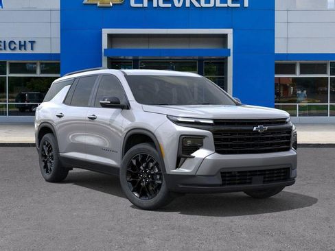 New 2026 Chevrolet Traverse LT image 7