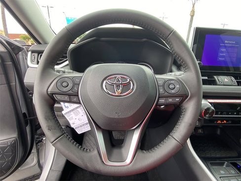 Certified 2025 Toyota RAV4 XLE Premium image 23