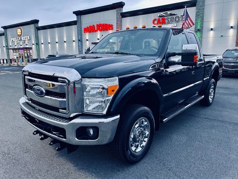 Used 2014 Ford F250 Lariat w/ Chrome Package image 2