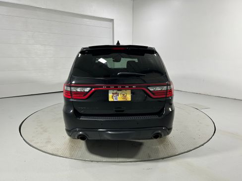 Used 2019 Dodge Durango SRT w/ Technology Group AWD/4WD image 38