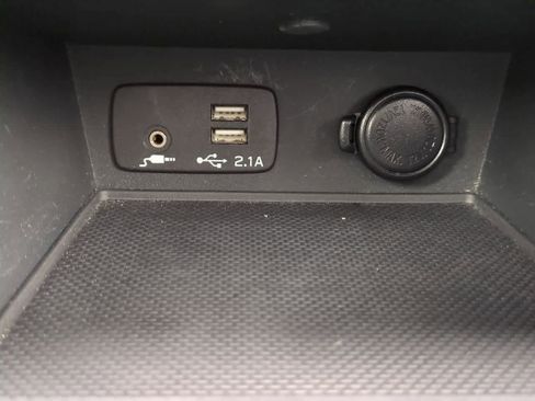 Used 2023 Subaru Crosstrek 2.5i Limited image 32